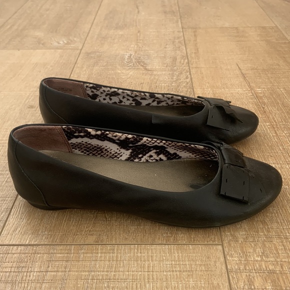Clarks ballet flats - Picture 2 of 3